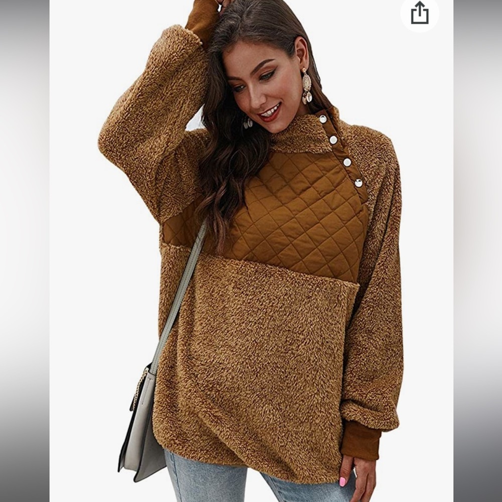 Women’s fleece top
